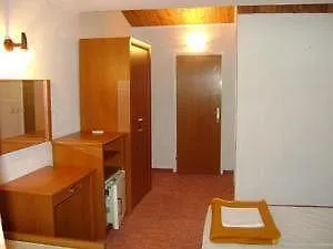 Ana Apartment *