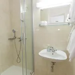 Ana * مْليني