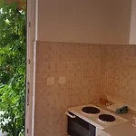شقة Ana