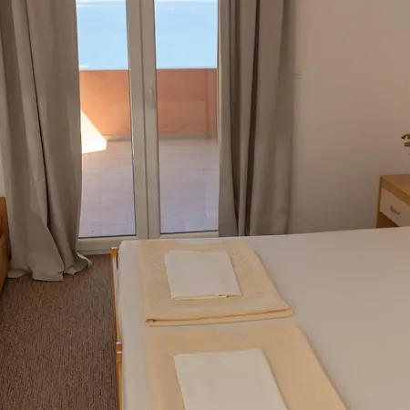 Ana Apartman *