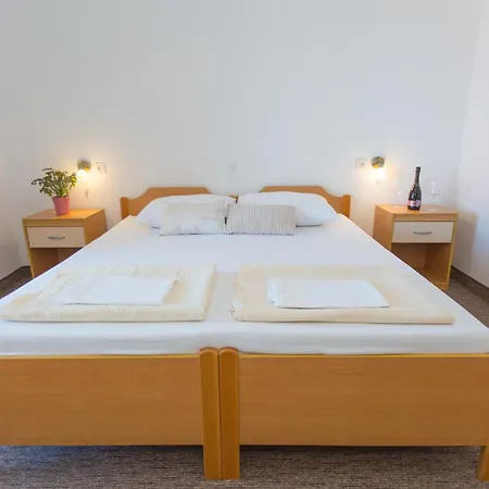Apartmani Ana * Mlini
