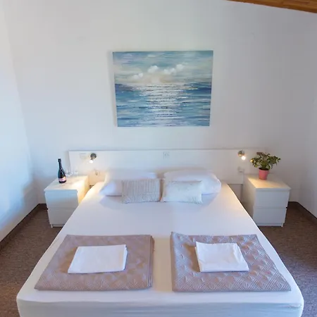 Apartmani Ana *