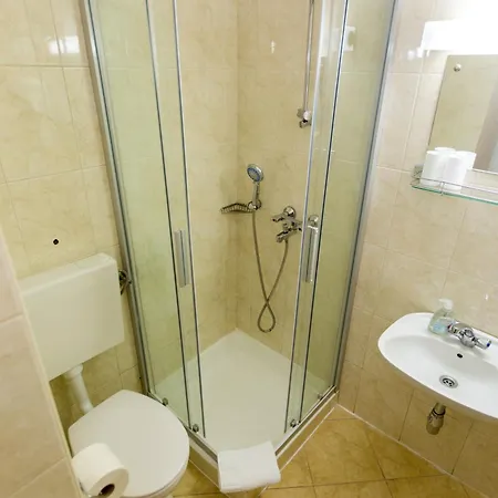 Ana Apartamento