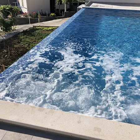 Apartmani Ana Διαμέρισμα Mlini
