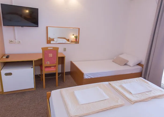 安娜公寓酒店 公寓 米利尼