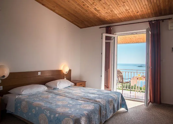 安娜公寓酒店 * 米利尼