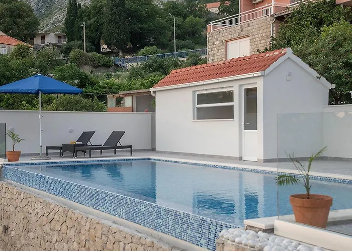 安娜公寓酒店 * 米利尼